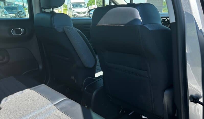 
								Citroen C3 Aircross 1.2i PureTech 130 full									